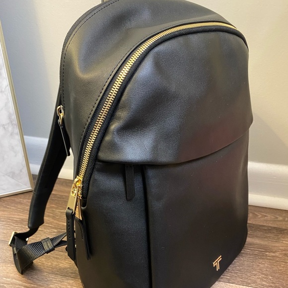 Tumi Holland Backpack | Black Leather Bag - Picture 5 of 7